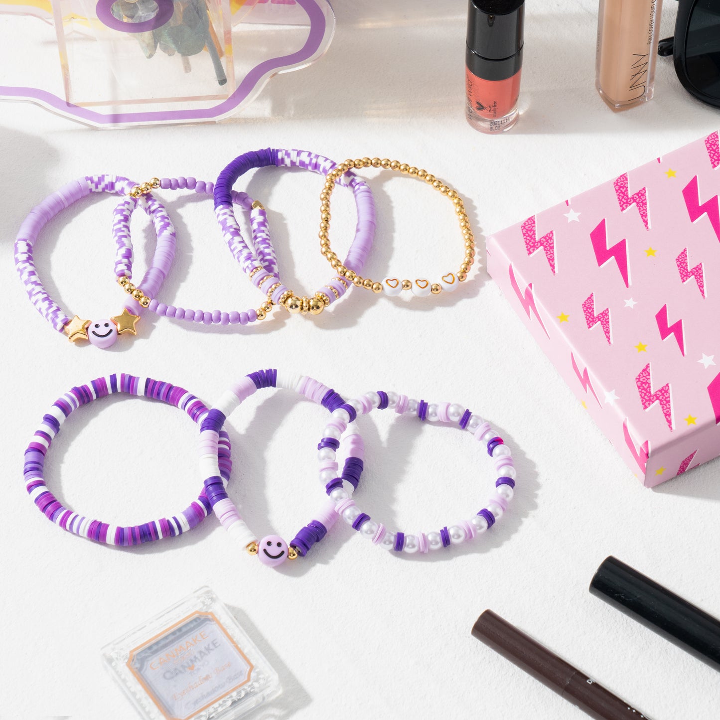 LieToi 7Pcs Preppy Heishi Bracelets for Women Girls - Purple Smile Star Beaded Surfer Bracelets Polymer Clay Stackable Disc Summer Beach Layering Bracelets Y2K Stretch Back to School Birthday Gift