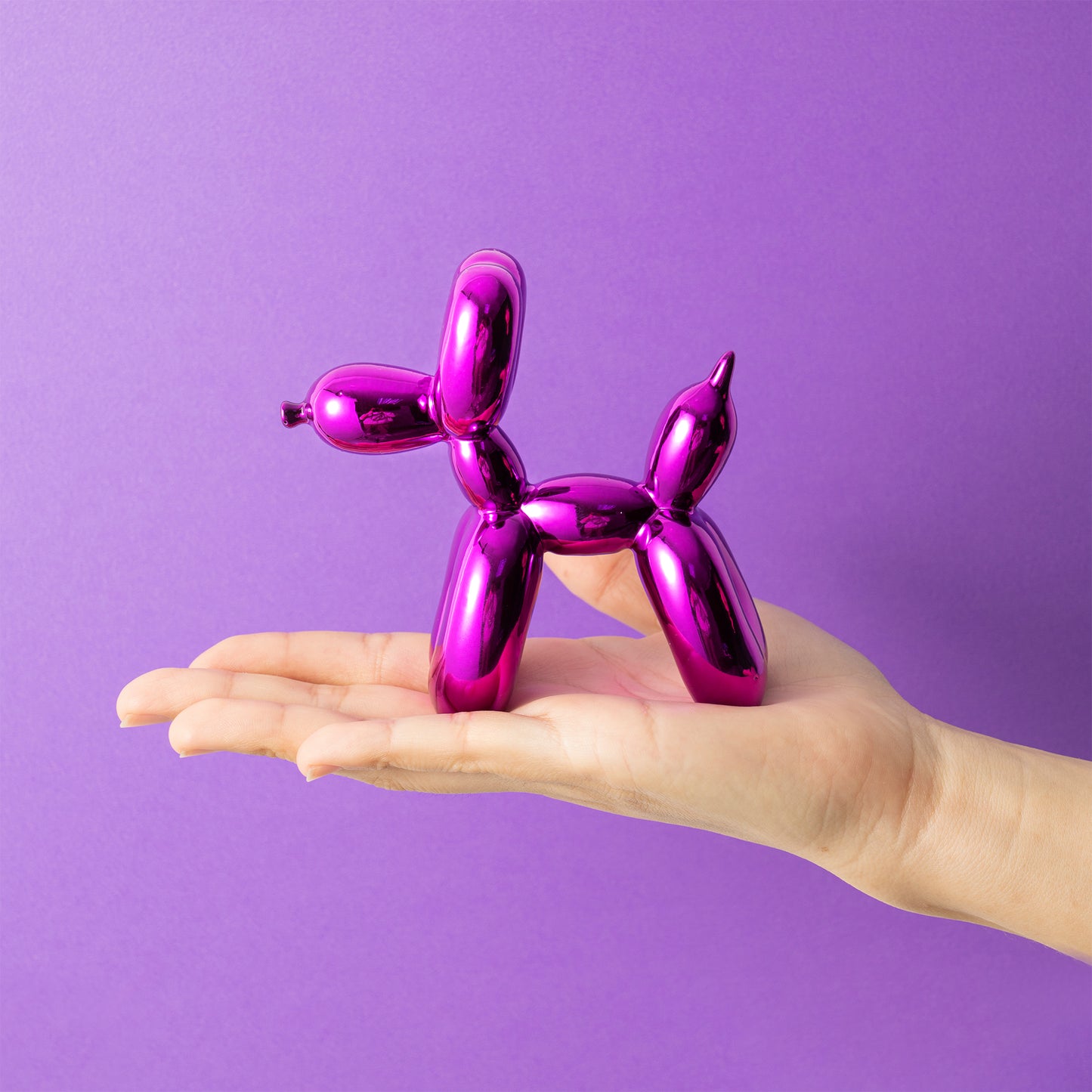 LieToi Balloon Dog Statue Preppy Room Decor Shiny Electroplating Finish Animal Dog Figurine Collectible Resin Craft Ornament Modern Art Sculpture Decoration for Home Office Room Table, Metallic Purple