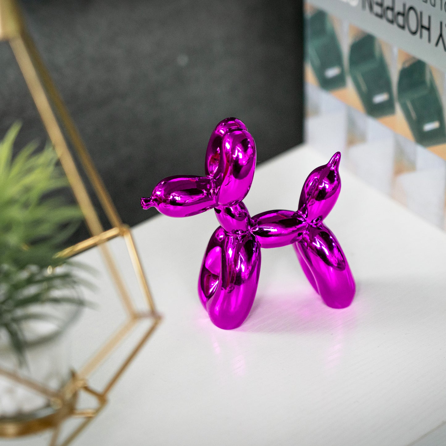 LieToi Balloon Dog Statue Preppy Room Decor Shiny Electroplating Finish Animal Dog Figurine Collectible Resin Craft Ornament Modern Art Sculpture Decoration for Home Office Room Table, Metallic Purple